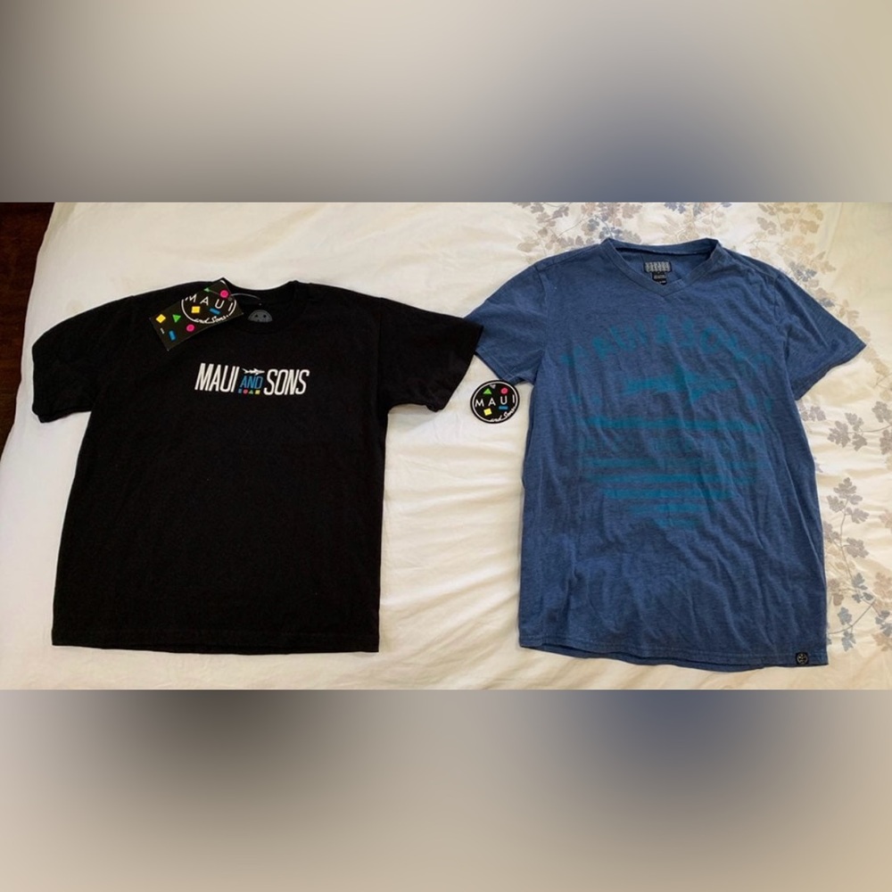 NWT! 2 MAUI and SONS Short Sleeve Tshirts Sz. S & M.